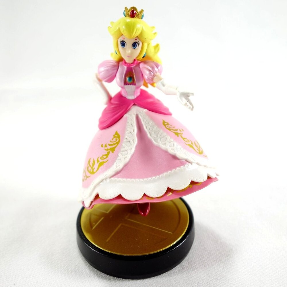 Nintendo Amiibo Princess Peach Figure Super Smash Bros NVL-001‎